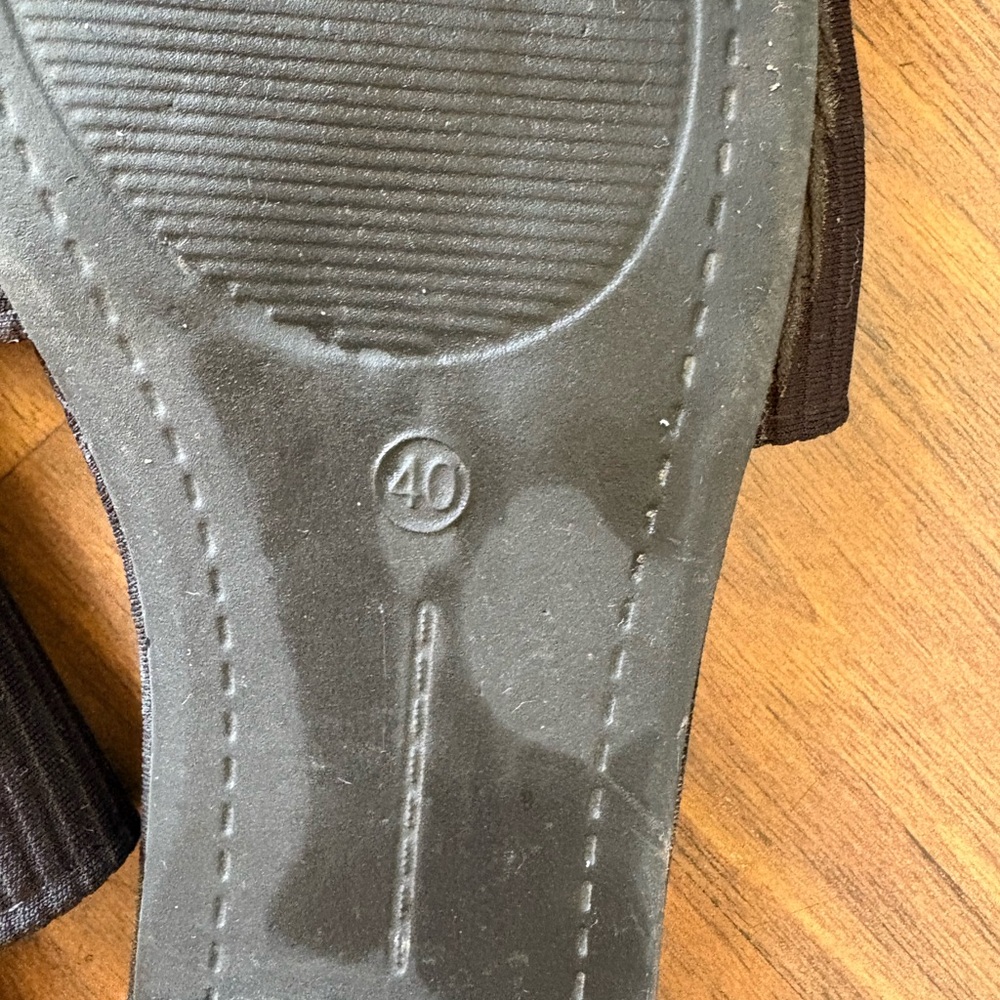 Black Ribbed Slide Sandals - Picture 4 of 5